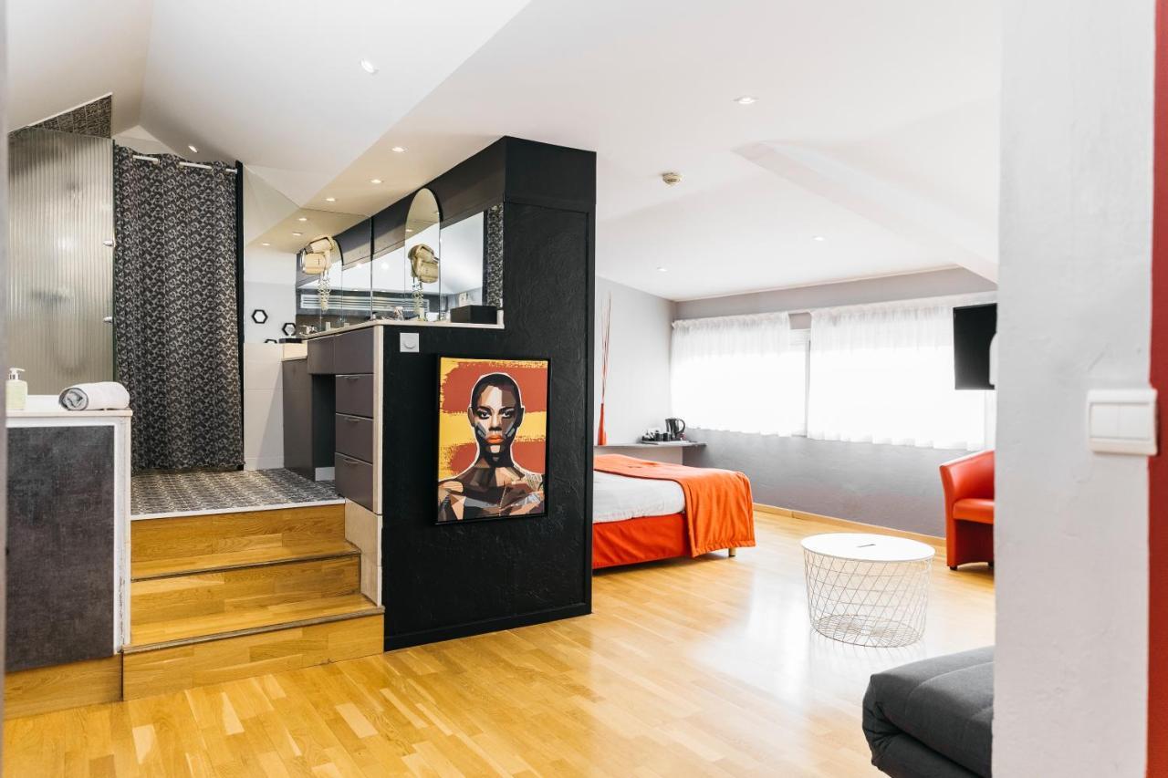 Le Carre D'Alethius Logis Hotel Restaurant Charmes-sur-Rhone Zewnętrze zdjęcie