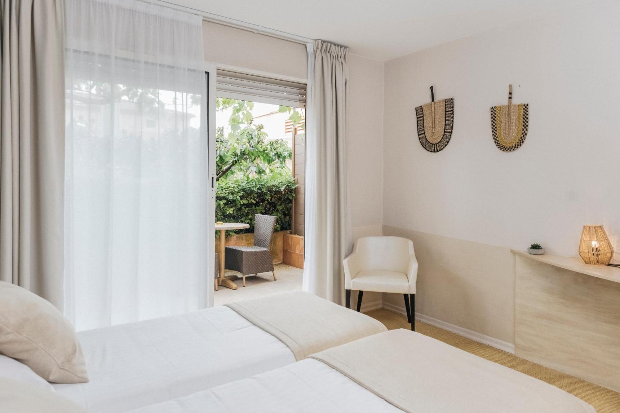 Le Carre D'Alethius Logis Hotel Restaurant Charmes-sur-Rhone Zewnętrze zdjęcie