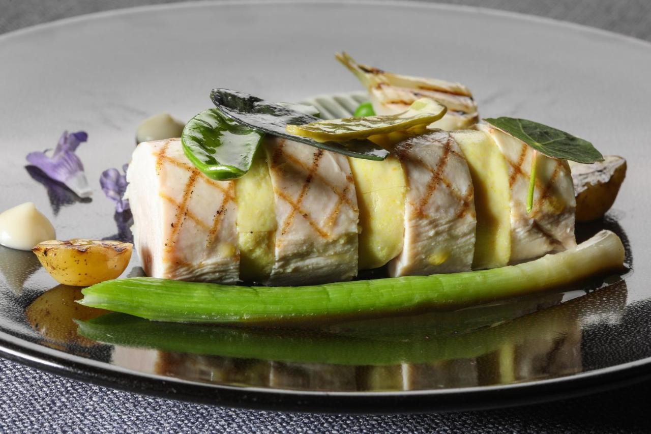 Le Carre D'Alethius Logis Hotel Restaurant Charmes-sur-Rhone Zewnętrze zdjęcie